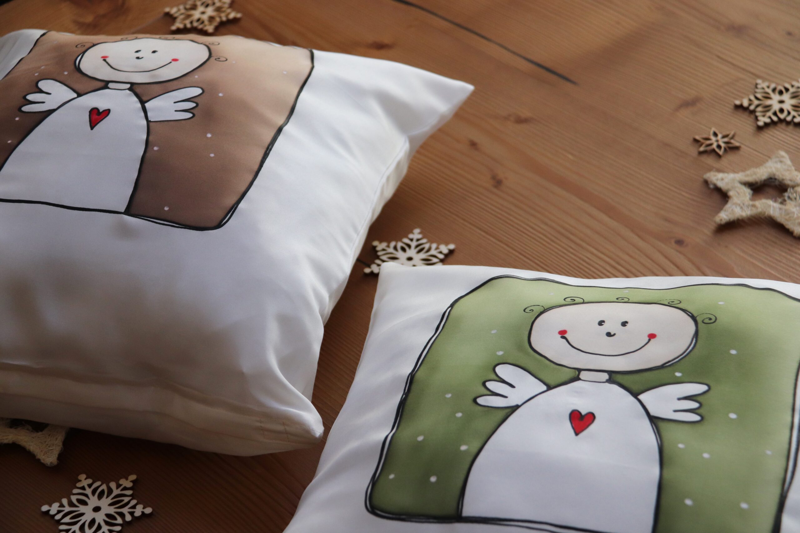 Maľovaná hodvábna obliečka ANJEL zelený - Image 3